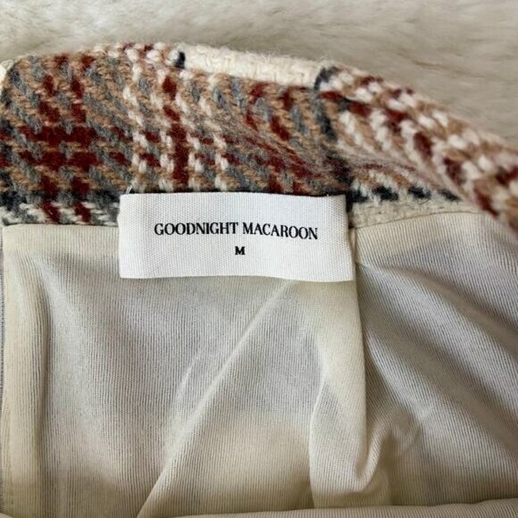 Dresses & Skirts - Goodnight Macaroon Plaid Mini Skirt Size Medium